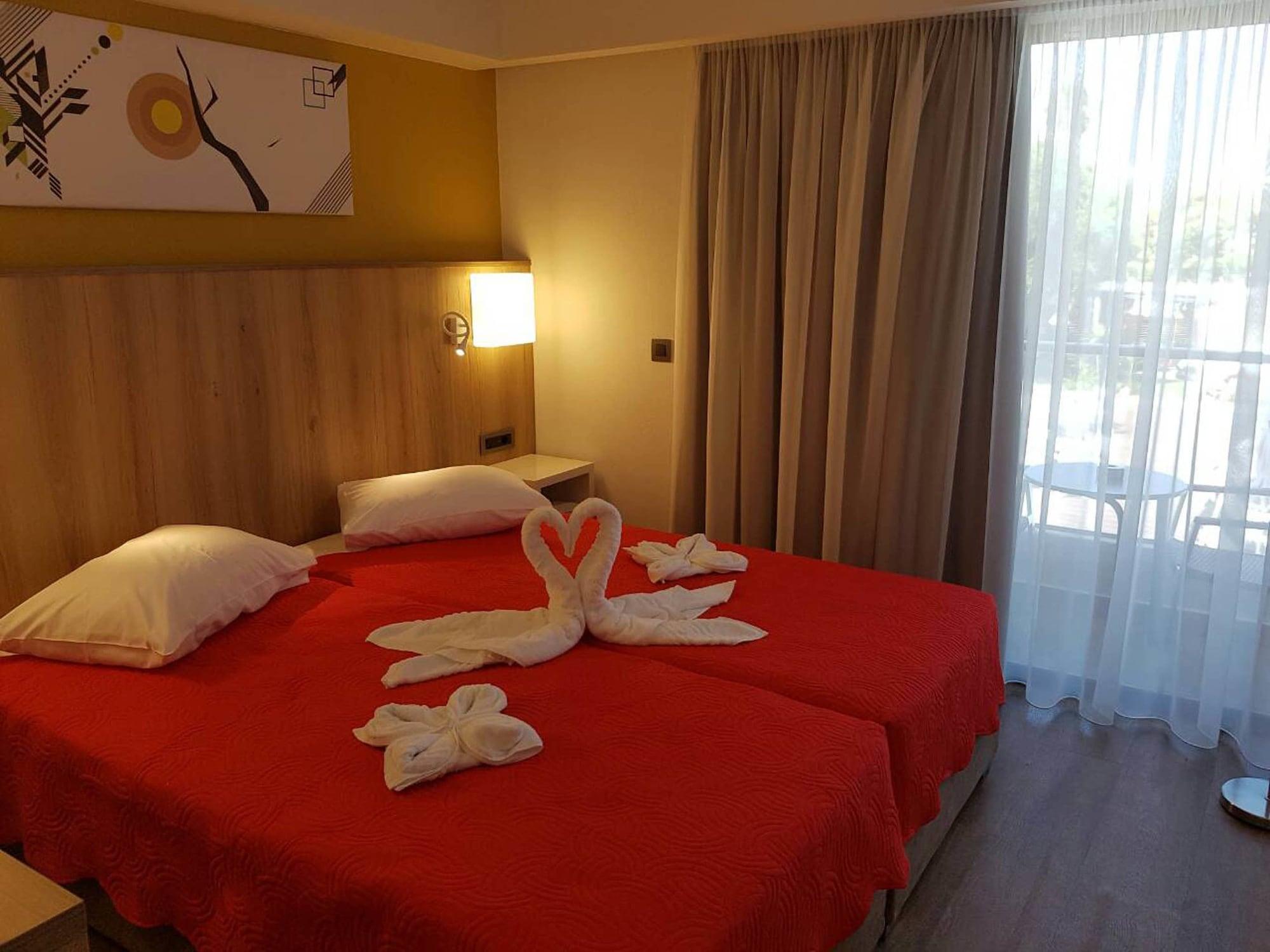Sunny Days Hotel 4*