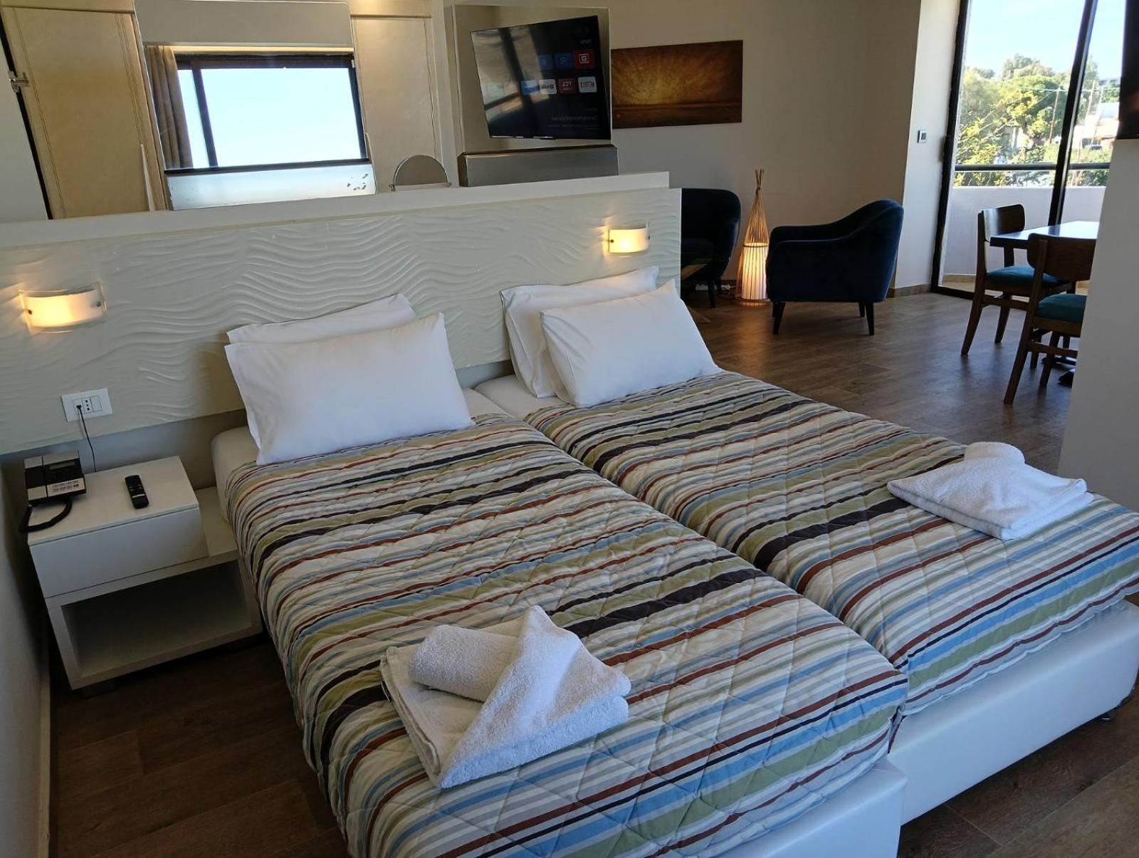 Sunny Days Hotel