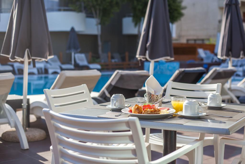 Hotel Sunny Days 4*